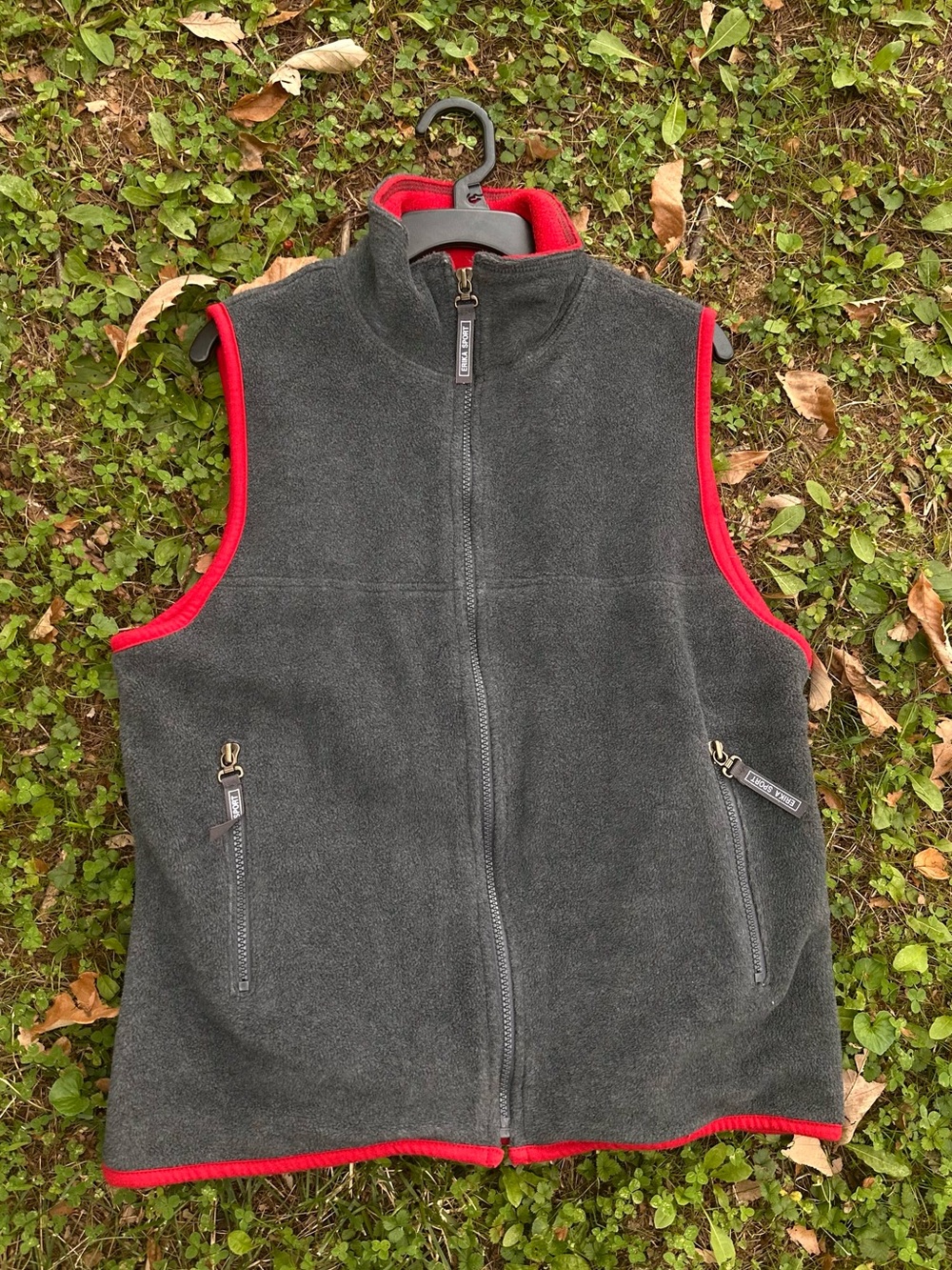 90’s-Y2K Gorpcore Charcoal Gray Fleece Vest with Red Trim by Erika Sport